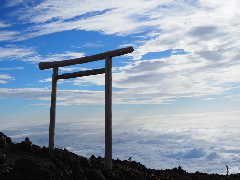 富士登山を通して自然の豊かさ・大切さを学ぶ