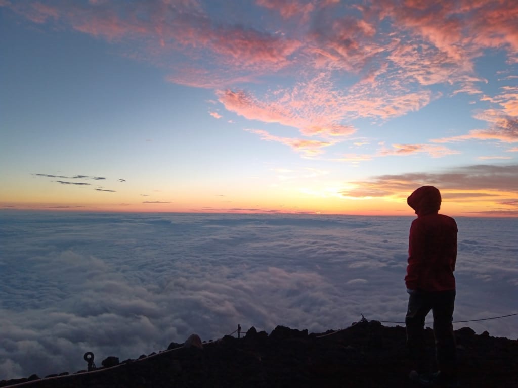 富士登山を通して自然の豊かさ・大切さを学ぶ