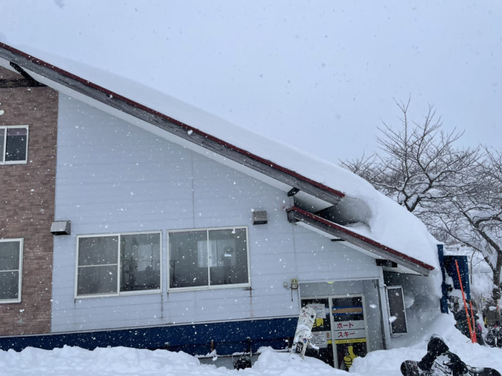 地球温暖化現象によって積雪量が減っていることをスノボーを通して体感する！